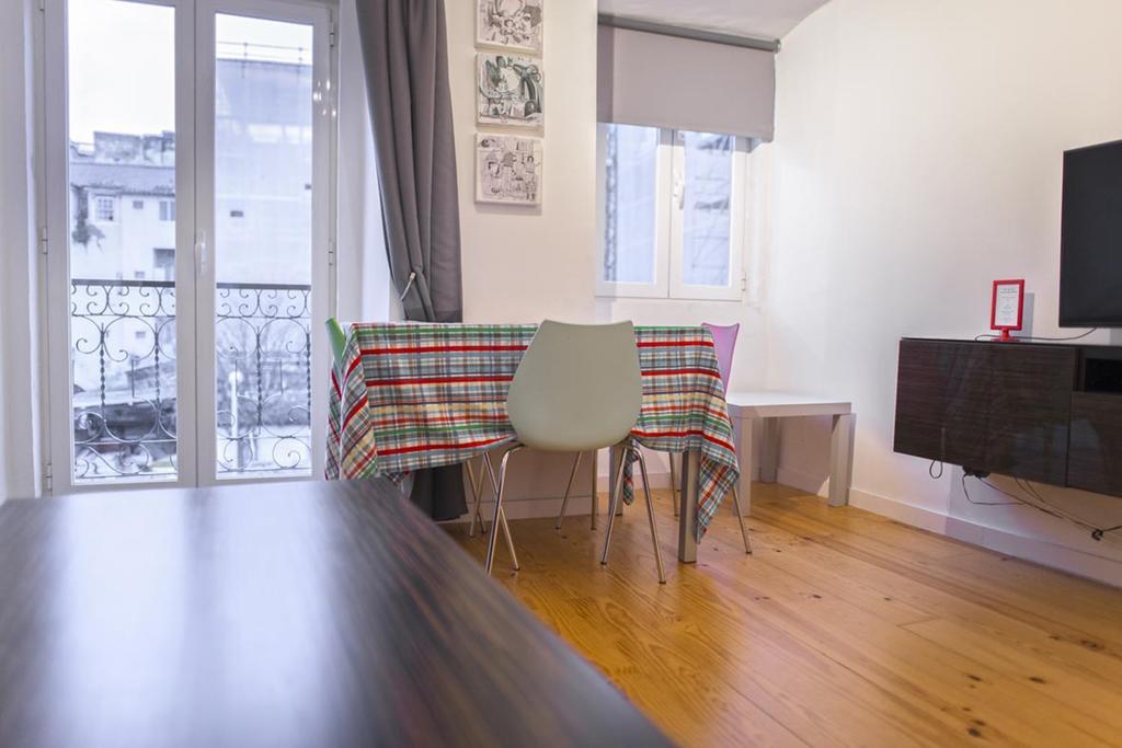Apartamento Martires Da Patria Lissabon Exterior foto